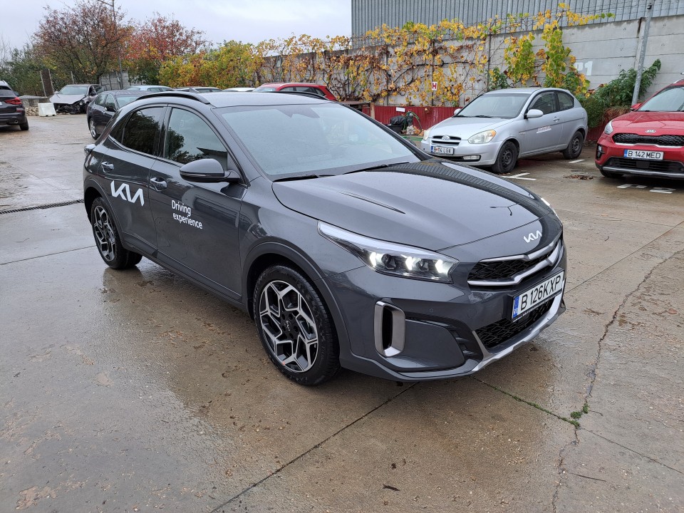 KIA Xceed 2025 — imagine 2