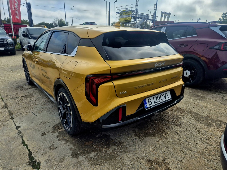 KIA K4 2026 — imagine 3