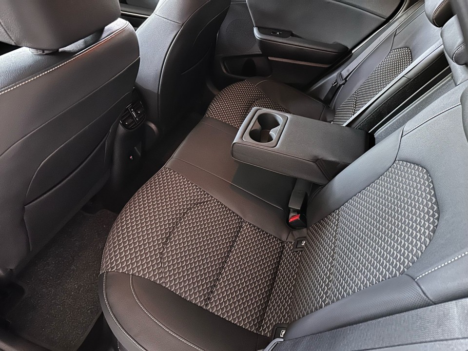 Kia XCeed PHEV 5 usi Vision 1.6 GDI PHEV 141 CP A6