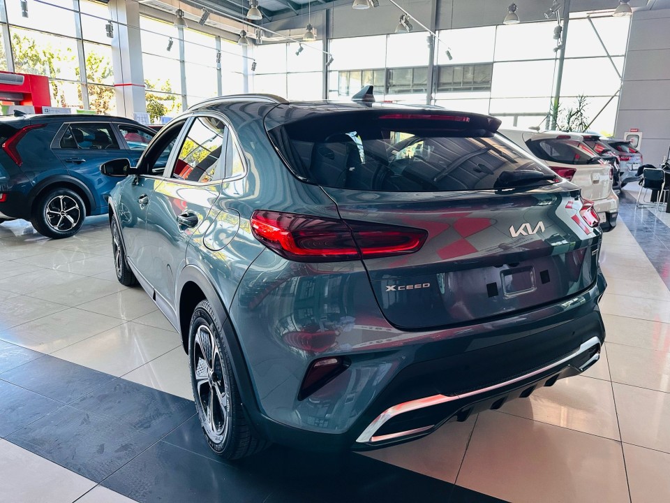 Kia XCeed PHEV 5 usi Vision 1.6 GDI PHEV 141 CP A6