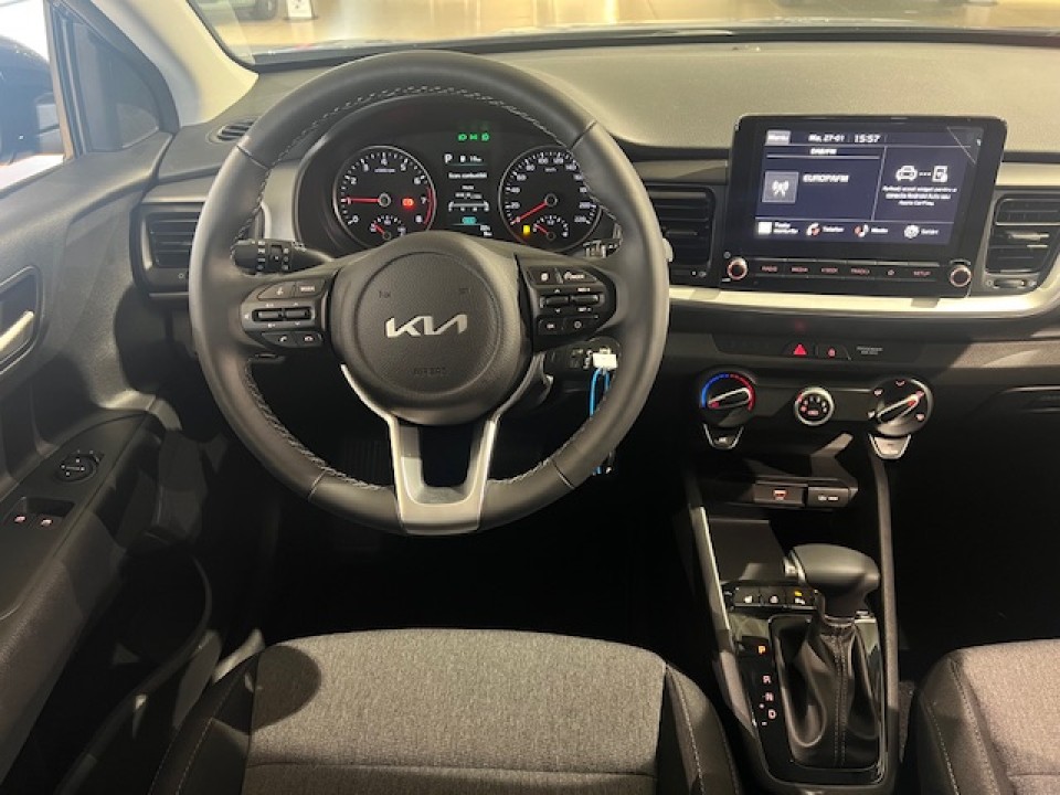 KIA Stonic 2023 — imagine 10