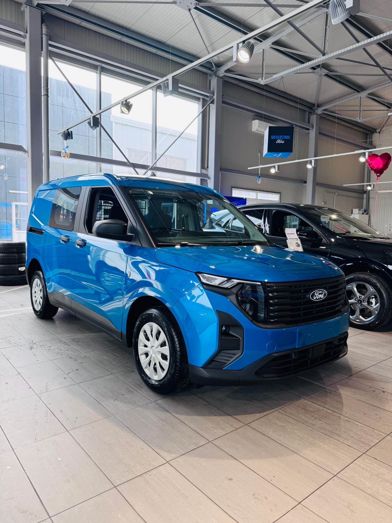 ford noul transit courier dciv trend 1 0l ecoboost 125 cp a7 fwd 06996ebffac27d