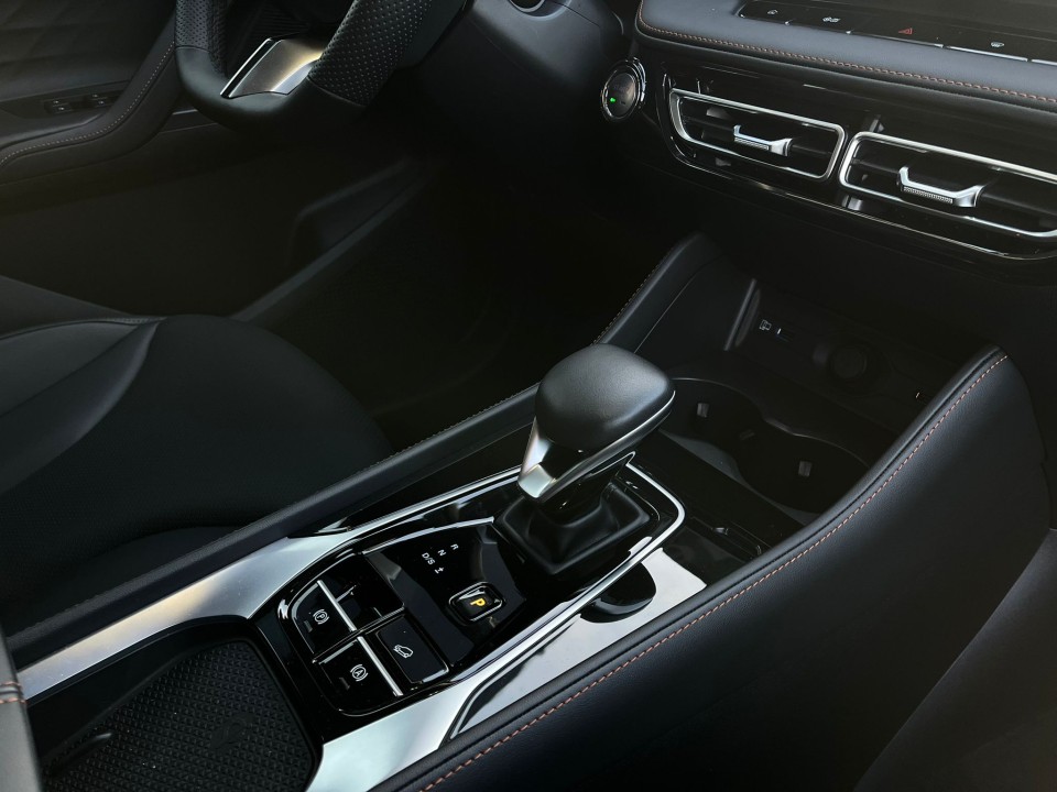 mg noul hs ice 5 usi exclusive 1 5 t gdi 172 cp a7 369367eac0e0f5