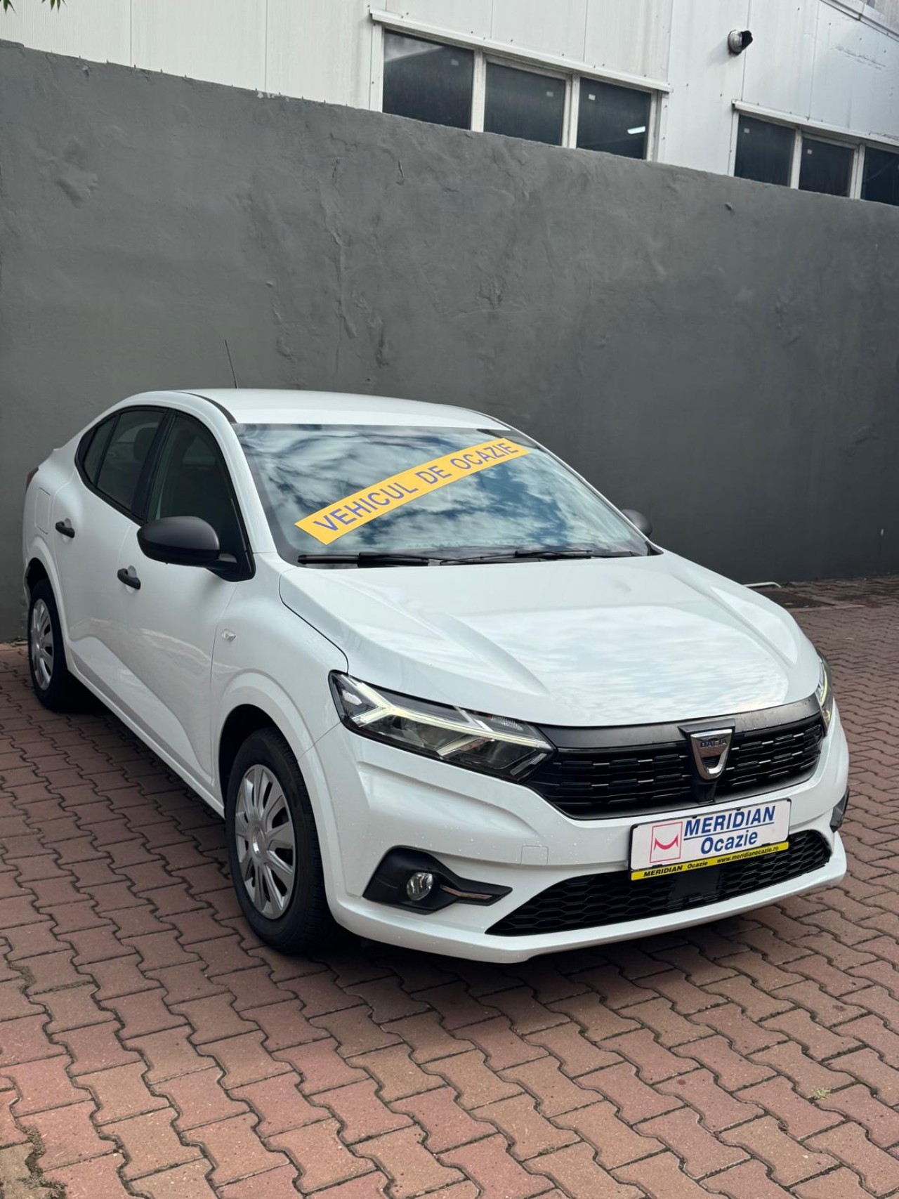 Dacia Logan Essential 1.0Tce 90cp