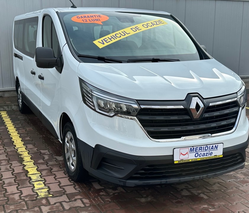 Renault Trafic 8+1 L2H1 Life 2.0Dci 110cp