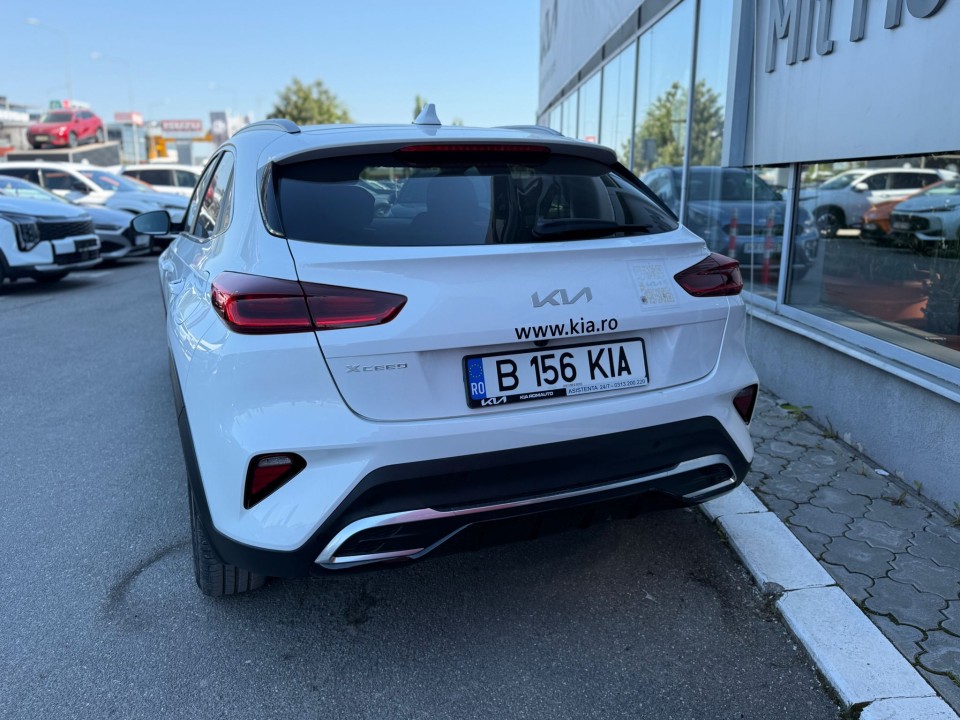 KIA Xceed 2025 — imagine 3
