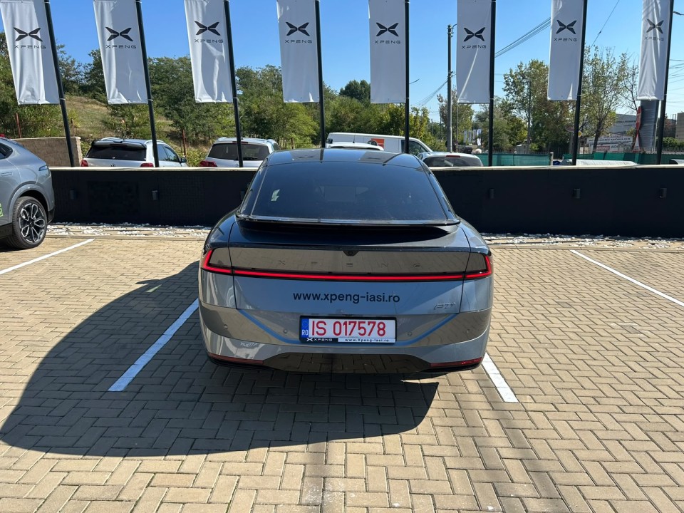 Xpeng P7 - foto 6