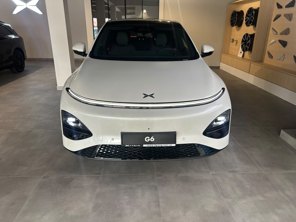Xpeng G6 (2)
