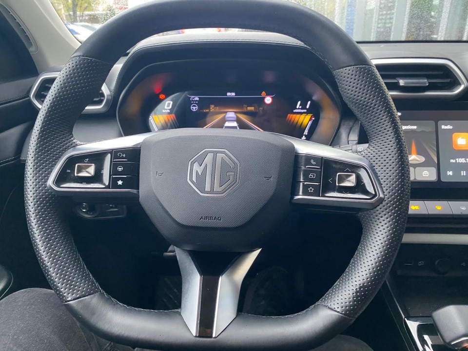 MG ZS HEV - foto 13