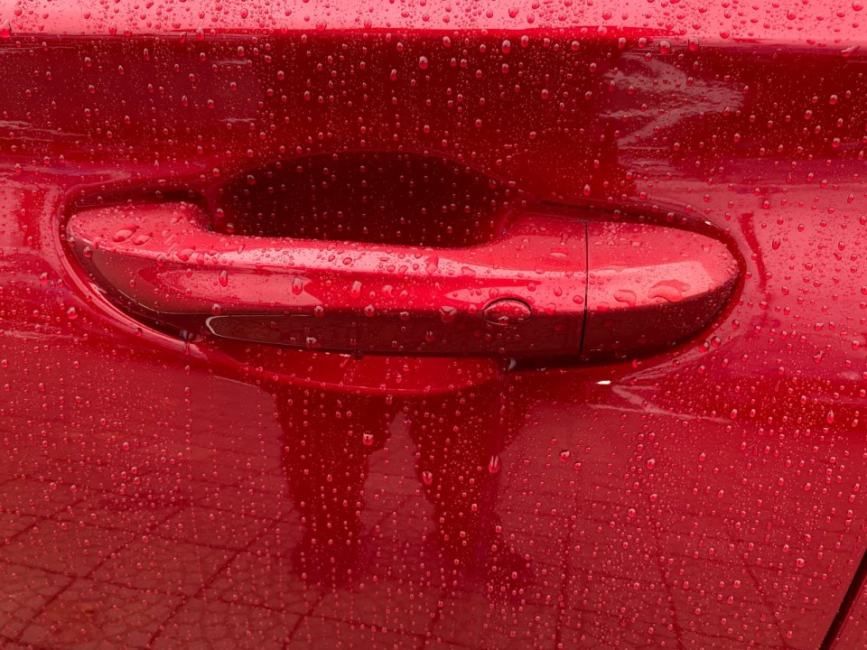 MG ZS HEV - foto 26
