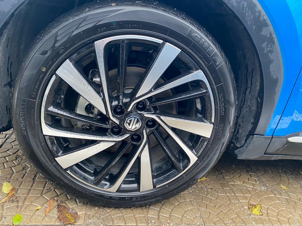 MG ZS HEV - foto 30