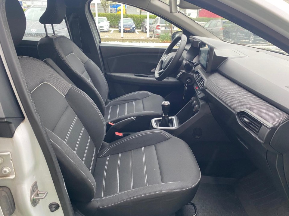 Dacia Logan 1.0 TCE - foto 10