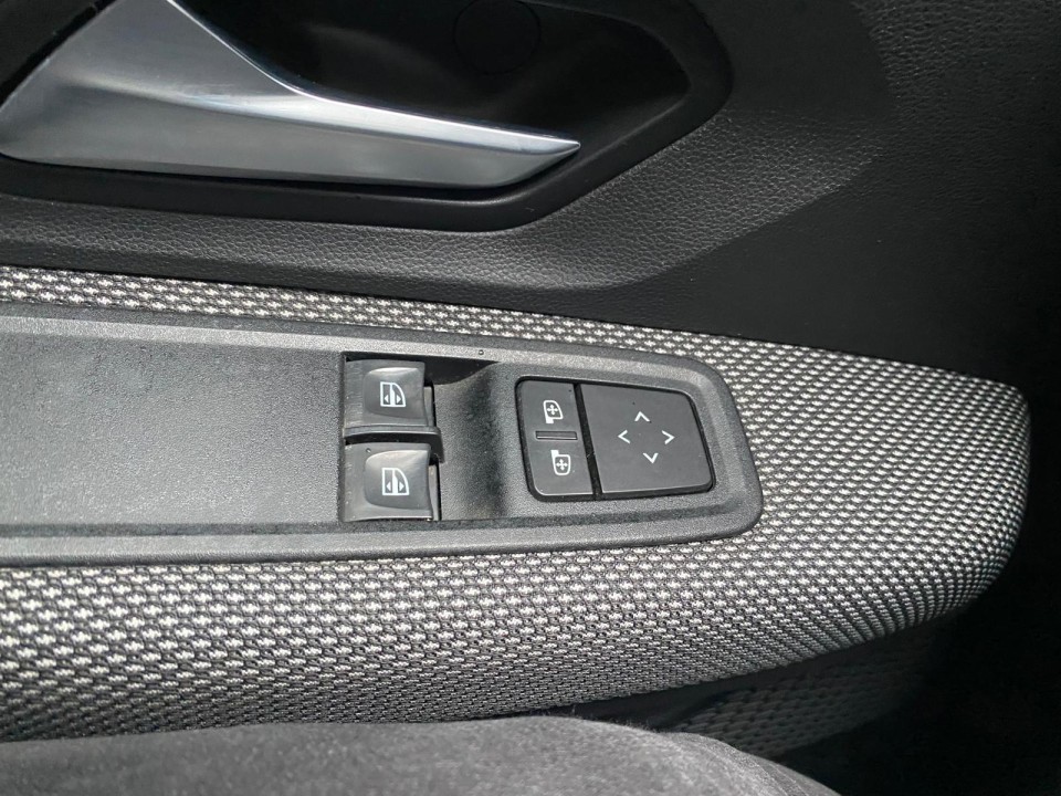 Dacia Logan 1.0 TCE - foto 20