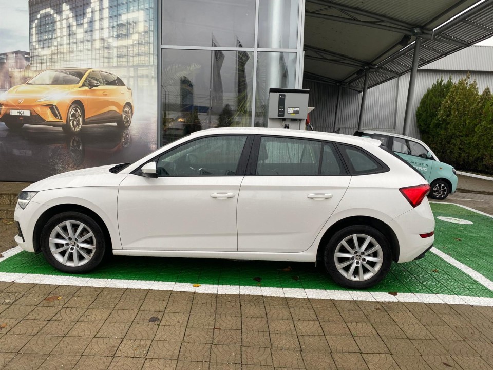 Skoda Scala (3)