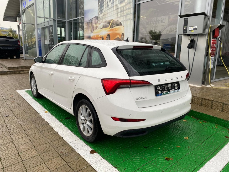 Skoda Scala (5)