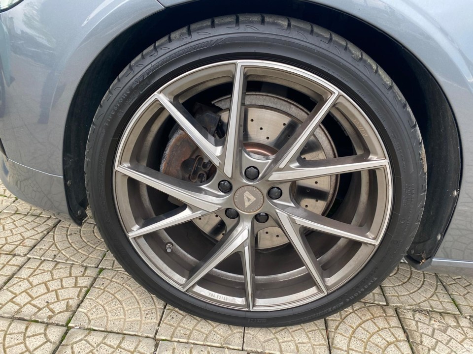 VOLVO S90 T6 R-line 2.0 benzina 320 CP - foto 33