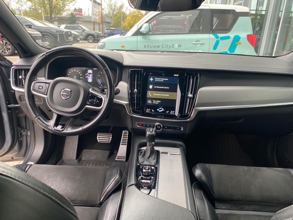VOLVO S90 T6 R-line 2.0 benzina 320 CP - foto 12
