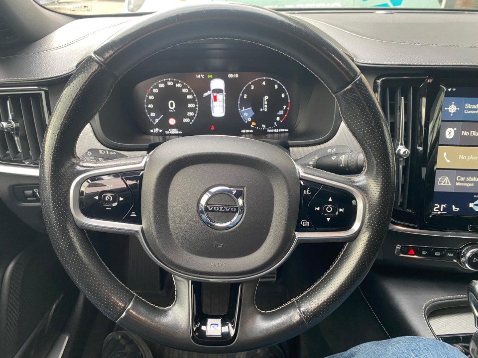 VOLVO S90 T6 R-line 2.0 benzina 320 CP - foto 14