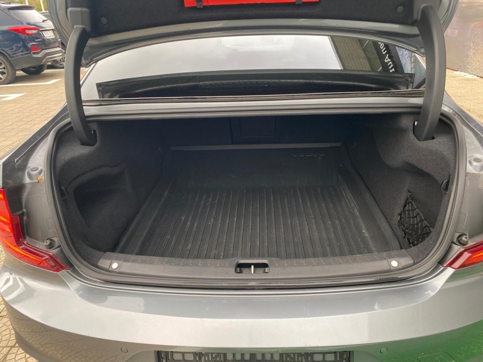 VOLVO S90 T6 R-line 2.0 benzina 320 CP - foto 11