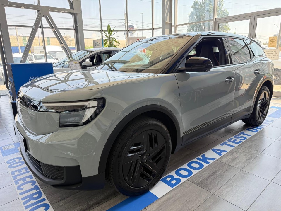 Ford Explorer EV 5 usi Collection electric, autonomie extinsă 340 CP AT AWD