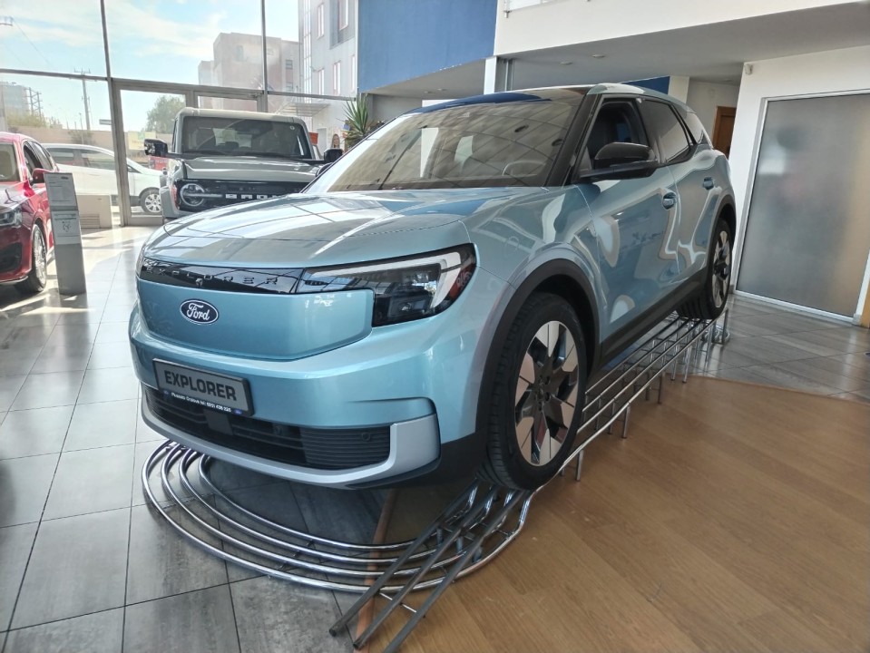 ford explorer ev 5 usi premium autonomie extinsa 340 cp at awd 66ab22a457c5af