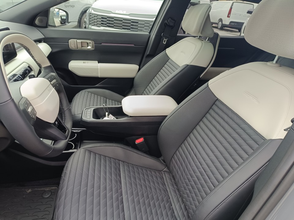KIA EV4 2025 — imagine 11