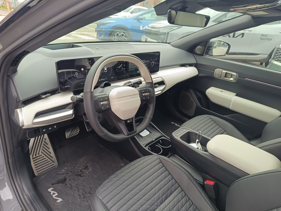 KIA EV4 2025 — imagine 12