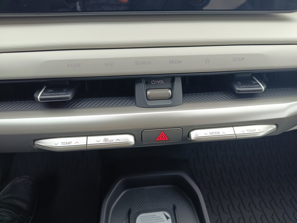 KIA EV4 2025 — imagine 16