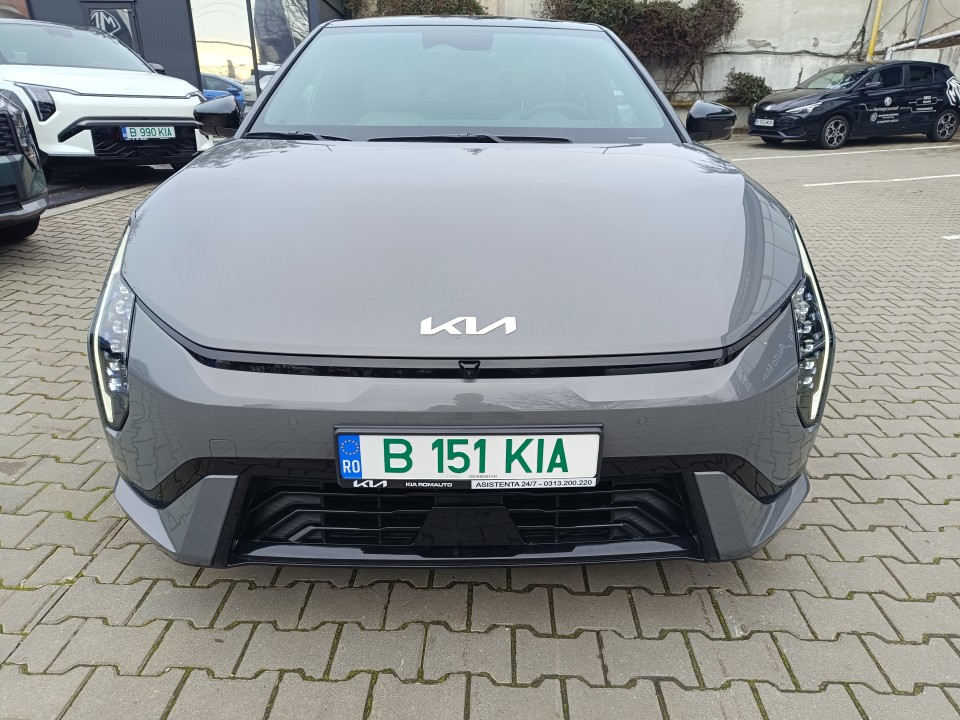 KIA EV4 2025 — imagine 2