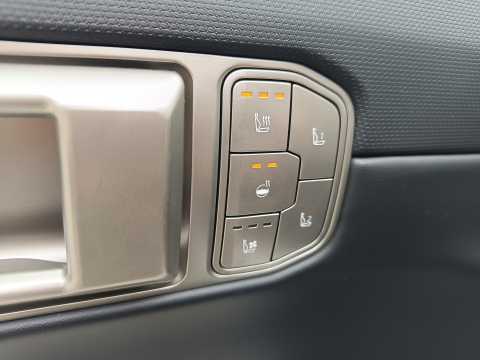 KIA EV4 2025 — imagine 10