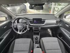 KIA Stonic 2023 — imagine 4