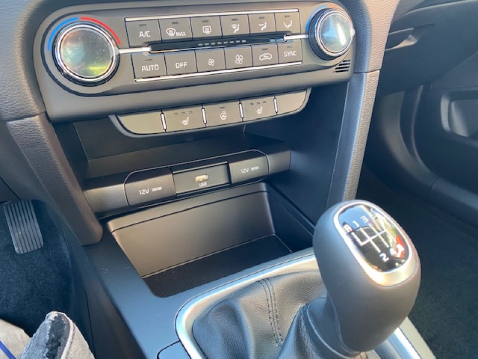 KIA Ceed 2024 — imagine 3