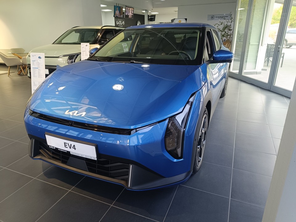 ev4 150 kw 81 4 kwh at 2wd earth 2 0699db5f5b2443