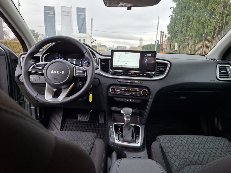 KIA Ceed 2024 — imagine 15