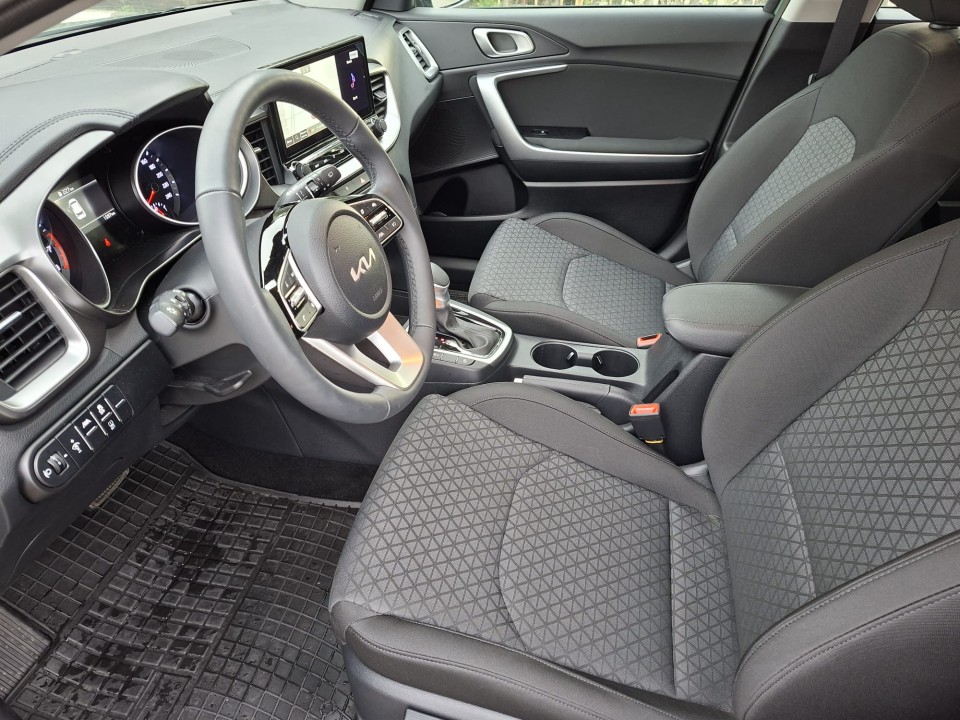 KIA Ceed 2024 — imagine 17