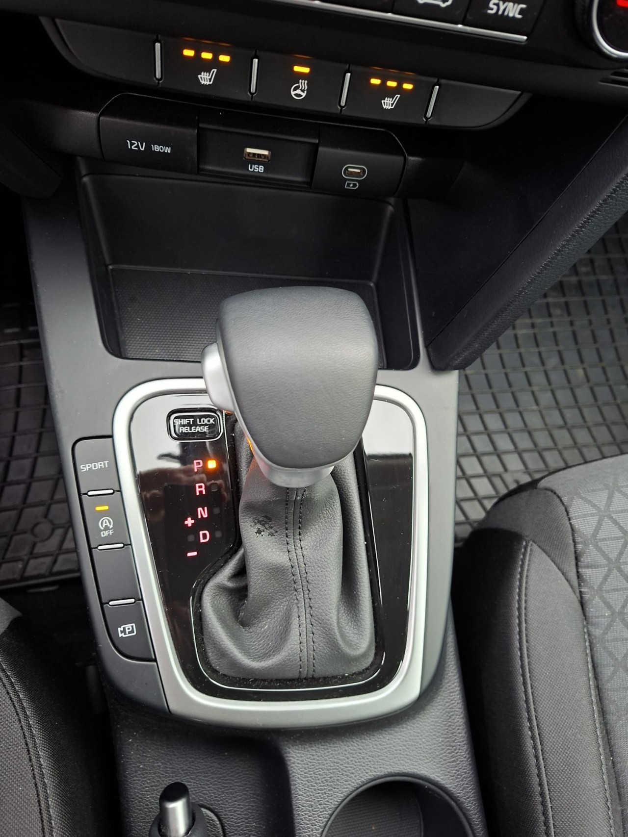 KIA Ceed 2024 — imagine 19