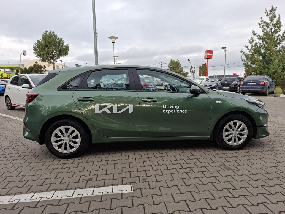 KIA Ceed 2024 — imagine 11