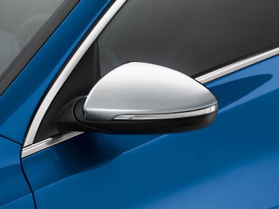 1625236661_J7431ADE00ST_IM_Door_mirror_caps_chrome_optic_01 400xauto