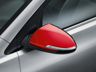 1625752085_H8431ADE00RD_IM_Door_mirror_caps_red_02 400xauto
