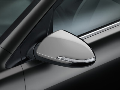 1625752085_H8431ADE00SL_IM_Door_mirror_caps_silver_01 400xauto