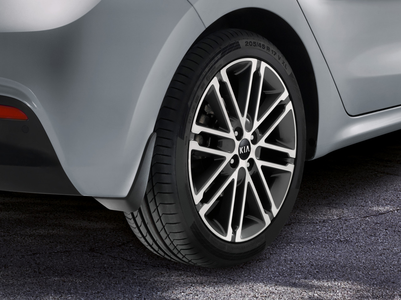 1625752085_H8F46AK200_IM_Mudguard_kit_rear_01 1280xauto