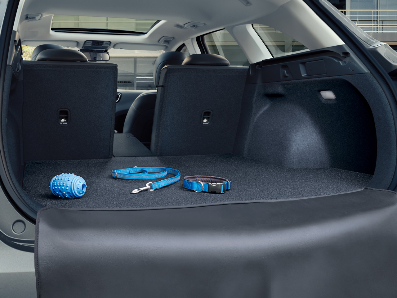 1626085513_J7120ADE10_IM_Trunk_mat_reversible_01 1280xauto