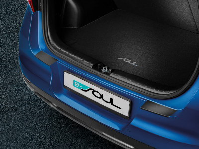 1626345680_J2272ADE00BL_IM_Rear_bumper_protection_foil_black_01 400xauto