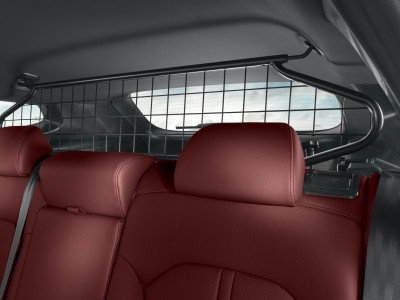 1626766649_D4150ADE00_IM_Cargo_Seperator_upper_frame_01 400xauto