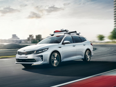 1626766649_D4431ADE00ST 55700SBA10 D4211ADE00AL_IM_emotional_image_01 400xauto