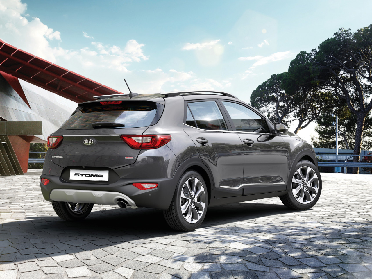 1626791585_H8271ADE50ST_IM_Side_trim_line_chrome_optic_02 1280xauto