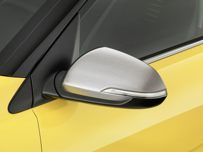 1626791585_H8431ADE60ST_IM_Door_Mirror_Caps_Brushed_01 400xauto