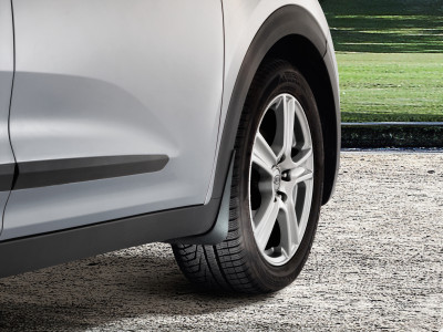 1627052866_Q4F46AK000_IM_Mud_guard_kit_front_01 400xauto