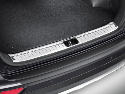 1627284954_F1274ADE10ST_IM_Trunk_sill_protector_01 400xauto