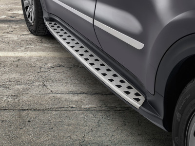 1627300144_D9875AB100_IM_Side_step_sporty_01 400xauto